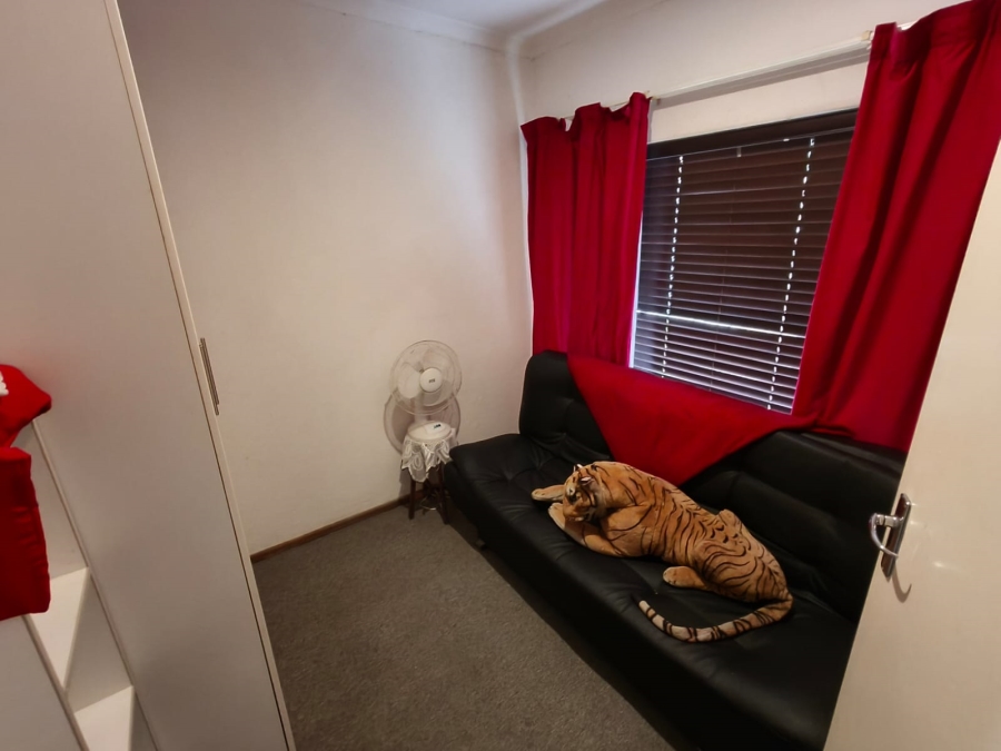 3 Bedroom Property for Sale in Safari Gardens North West